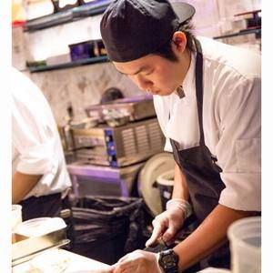 Meet your Posher, Simon